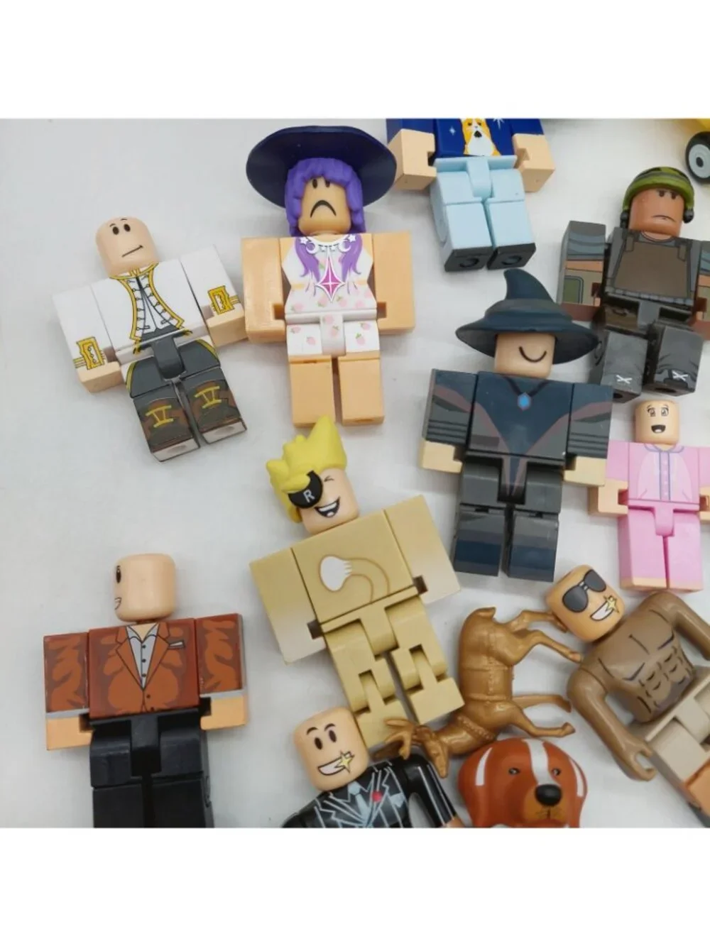Roblox Celebrity Collection Adopt Me Pet Store Incomplete And Other Figures READ